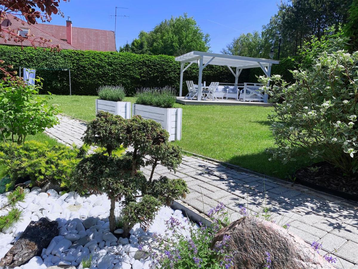 Szary Domek Apartamenty Ustka Exterior foto