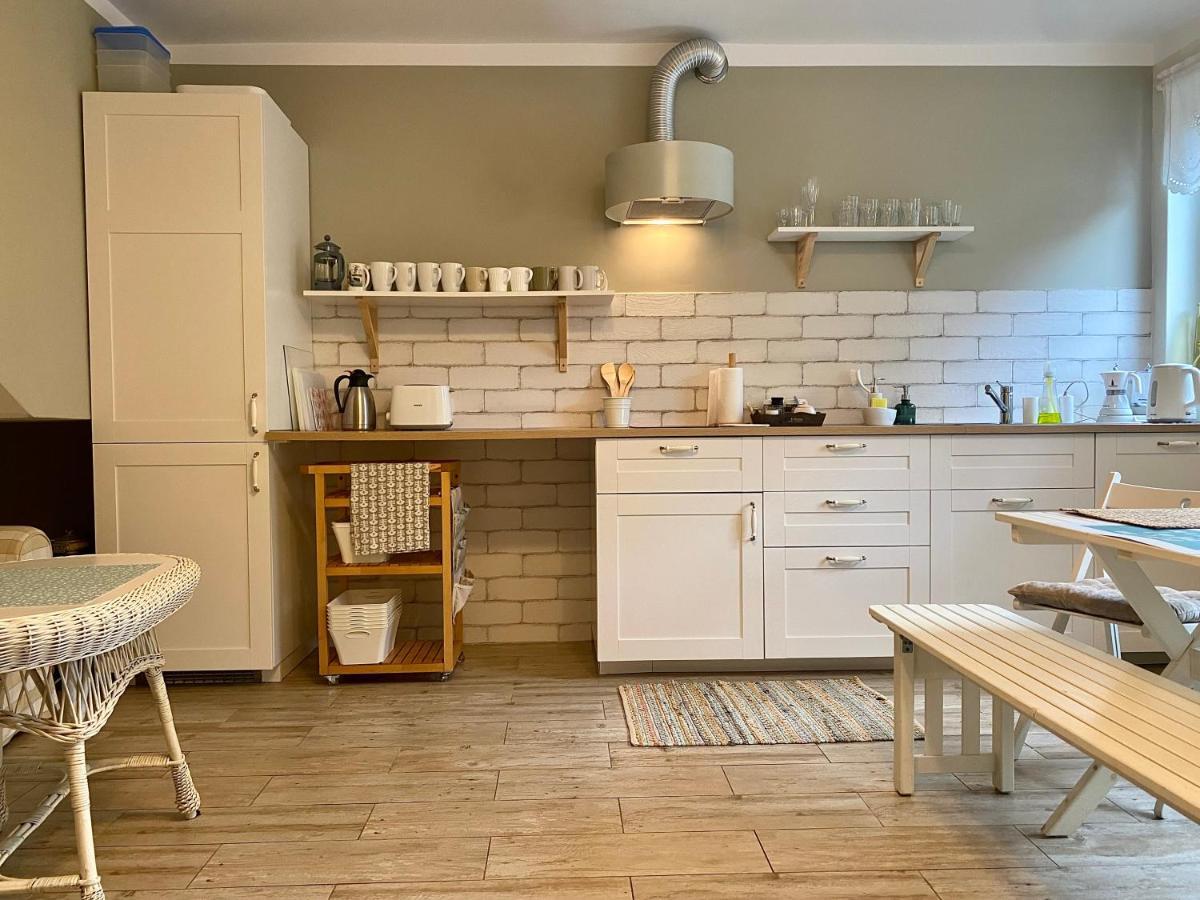 Szary Domek Apartamenty Ustka Exterior foto