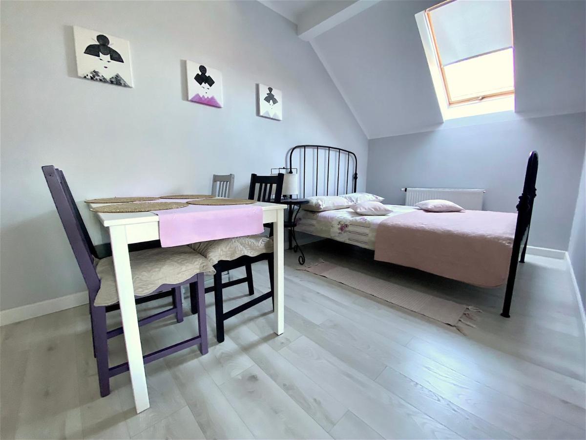 Szary Domek Apartamenty Ustka Exterior foto